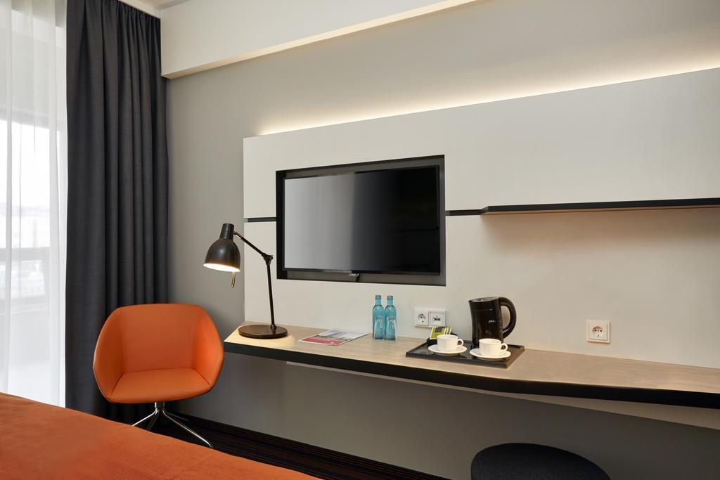 Double Room,169981221:JPEG